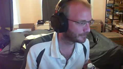 timtimmyyyy online show from November 18, 2025, 8:02 pm