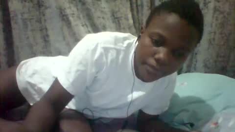 christine online show from November 17, 2025, 3:23 am