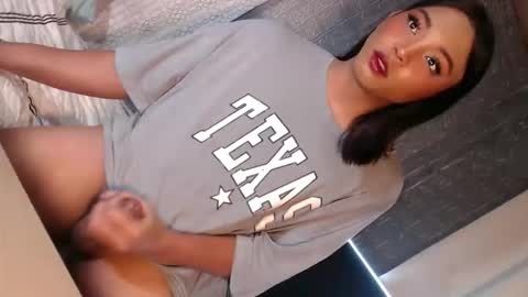 Tina online show from September 27, 2025, 11:43 pm