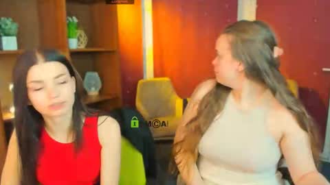 tina_golden1 online show from March 17, 2026, 12:41 pm