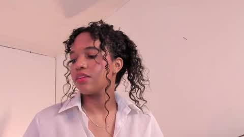 T I N A online show from May 2, 2026, 6:57 pm