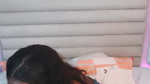 Tina Bliss  online show from September 8, 2025, 4:17 pm