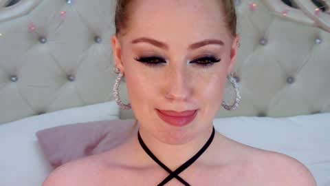 Snapshot of tinabrook chatting on January 29, 2025, 7:36 am Tina online show from January 29, 2025, 7:36 am