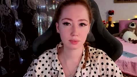 Snapshot of tinabrook chatting on February 17, 2026, 4:31 am Tina online show from February 17, 2026, 4:31 am