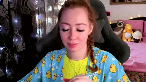 Snapshot of tinabrook chatting on February 19, 2026, 4:41 am Tina online show from February 19, 2026, 4:41 am