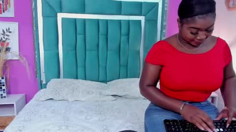 Tina online show from September 30, 2025, 12:43 pm