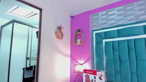 Tina online show from March 9, 2026, 8:02 pm