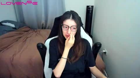 Snapshot of tinaricci chatting on March 7, 2025, 5:38 pm Tina online show from March 7, 2025, 5:38 pm