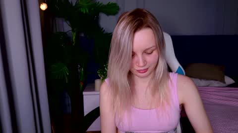 Snapshot of tinasiner chatting on January 14, 2025, 2:22 pm tinasiner online show from January 14, 2025, 2:22 pm
