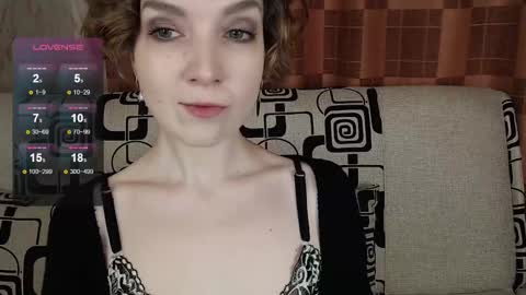 Snapshot of tinawincee chatting on February 9, 2026, 4:49 am Tina online show from February 9, 2026, 4:49 am