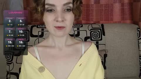 Snapshot of tinawincee chatting on March 22, 2026, 4:49 am Tina online show from March 22, 2026, 4:49 am