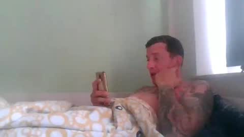 Snapshot of tinizzle86 chatting on May 11, 2026, 7:03 am tinizzle86 online show from May 11, 2026, 7:03 am
