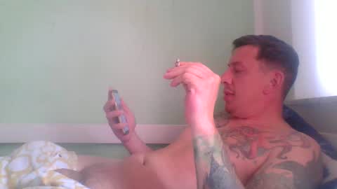 Snapshot of tinizzle86 chatting on May 21, 2026, 8:10 am tinizzle86 online show from May 21, 2026, 8:10 am