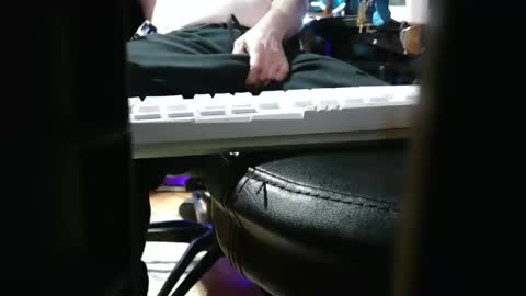 tinkertrain420 online show from March 3, 2025, 9:44 am