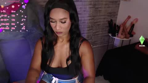 Tinna Goddess online show from April 24, 2026, 4:09 pm
