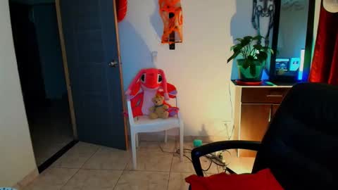 Snapshot of tinnadawson chatting on October 25, 2025, 11:43 pm I AM BELLA ----------- follow my IG TINNS 69 online show from October 25, 2025, 11:43 pm