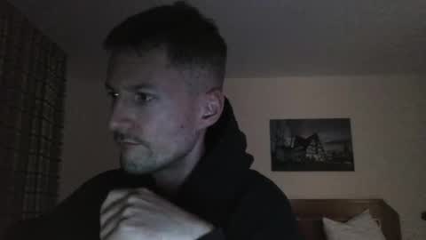 Snapshot of tinojetset069 chatting on April 28, 2026, 2:27 am tinojetset069 online show from April 28, 2026, 2:27 am