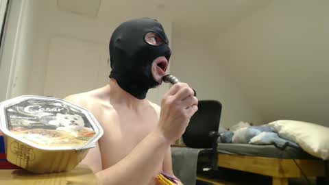 Snapshot of tiny_cock_pig chatting on January 11, 2025, 4:14 pm Luke online show from January 11, 2025, 4:14 pm