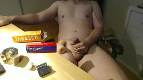 Snapshot of tiny_cock_pig chatting on October 30, 2025, 6:48 am Luke online show from October 30, 2025, 6:48 am