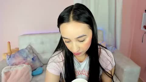 tiny_cora online show from March 1, 2025, 4:44 pm