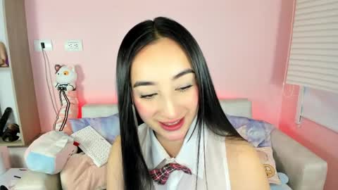 tiny_cora online show from May 8, 2026, 4:56 pm