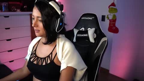 Ana Molly online show from December 6, 2024, 1:51 am