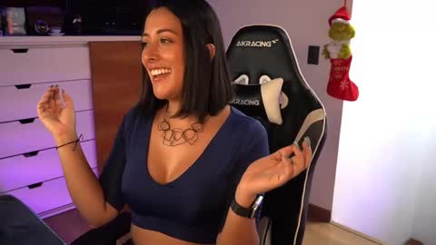 Ana Molly online show from December 7, 2024, 6:04 pm