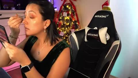 Ana Molly online show from December 23, 2024, 8:14 pm