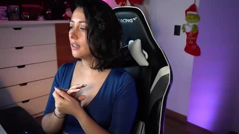 Ana Molly online show from January 4, 2025, 4:12 am