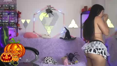 Snapshot of tiny_vixen_ chatting on October 20, 2025, 2:39 pm tiny_vixen_ online show from October 20, 2025, 2:39 pm
