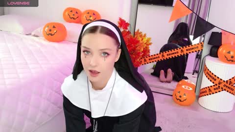 Im Tiny   -- Online  at 8 AM GMT  online show from October 28, 2025, 7:56 am