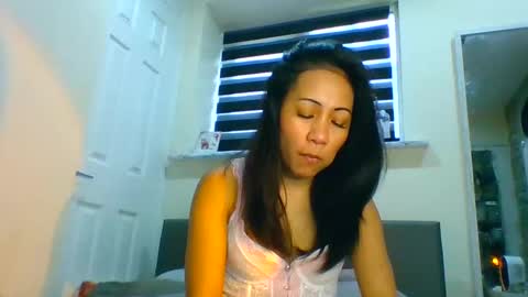Tinyasian911718 sweetinyasian instagram online show from January 23, 2025, 12:41 pm