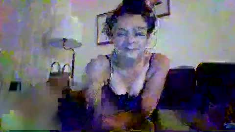 Snapshot of tinyassbossymilf chatting on March 4, 2025, 8:13 am tinyassbossymilf online show from March 4, 2025, 8:13 am