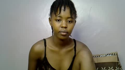 Snapshot of tinybarbie_ chatting on September 10, 2025, 7:03 pm Barbie  online show from September 10, 2025, 7:03 pm