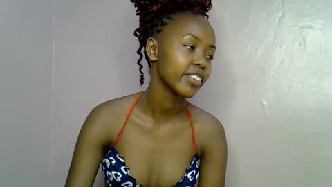 Snapshot of tinybarbie_ chatting on September 22, 2025, 8:00 pm Barbie  online show from September 22, 2025, 8:00 pm