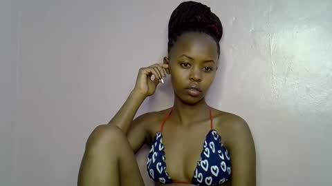 Snapshot of tinybarbie_ chatting on September 29, 2025, 4:17 am Barbie  online show from September 29, 2025, 4:17 am