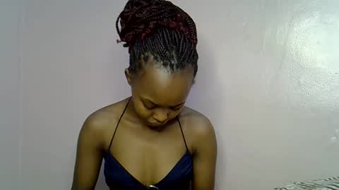 Snapshot of tinybarbie_ chatting on September 30, 2025, 6:18 am Barbie  online show from September 30, 2025, 6:18 am