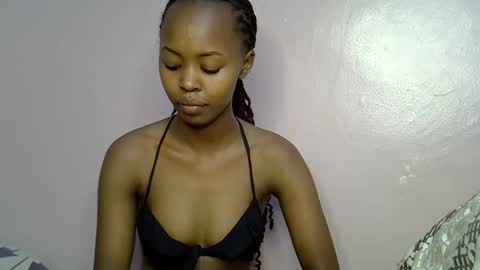 Snapshot of tinybarbie_ chatting on October 2, 2025, 3:57 am Barbie  online show from October 2, 2025, 3:57 am