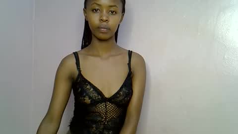Snapshot of tinybarbie_ chatting on October 11, 2025, 5:33 pm Barbie  online show from October 11, 2025, 5:33 pm