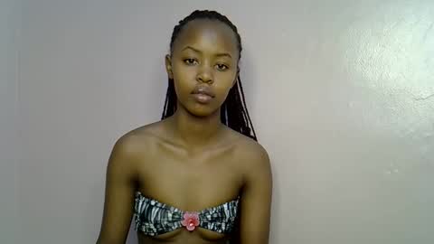 Snapshot of tinybarbie_ chatting on October 18, 2025, 3:20 am Barbie  online show from October 18, 2025, 3:20 am