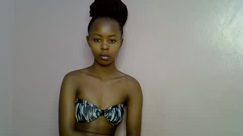 Snapshot of tinybarbie_ chatting on October 21, 2025, 6:14 am Barbie  online show from October 21, 2025, 6:14 am
