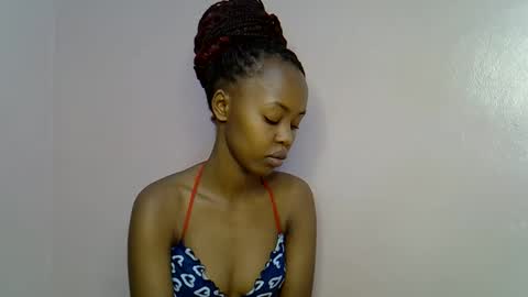 Snapshot of tinybarbie_ chatting on October 25, 2025, 3:36 am Barbie  online show from October 25, 2025, 3:36 am