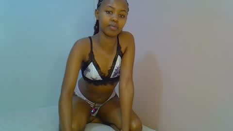 Snapshot of tinybarbie_ chatting on August 6, 2026, 2:02 am Barbie online show from August 6, 2026, 2:02 am