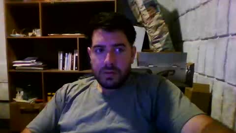 tinybenji9393 online show from February 10, 2026, 3:10 am