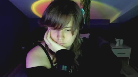 Snapshot of tinybunny_ chatting on September 19, 2025, 9:15 pm Ann online show from September 19, 2025, 9:15 pm