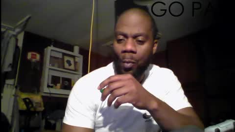 Snapshot of tinycock_1979 chatting on December 4, 2024, 6:22 am tinycock_1979 online show from December 4, 2024, 6:22 am