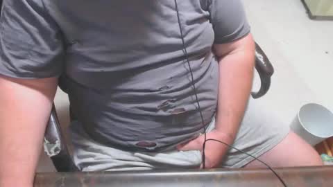 tinyhubba online show from September 28, 2025, 1:38 pm