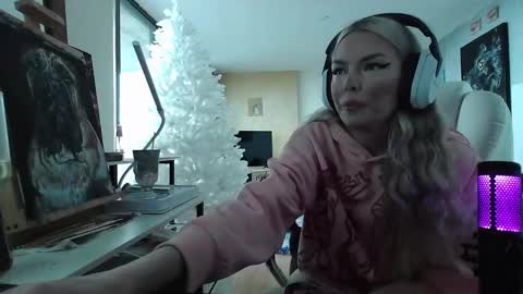 Snapshot of tinykylie chatting on January 12, 2025, 7:42 pm stage Kylie Sinner brand CLITBAIT online show from January 12, 2025, 7:42 pm