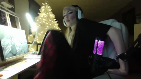 Snapshot of tinykylie chatting on January 18, 2025, 3:42 am stage Kylie Sinner brand CLITBAIT online show from January 18, 2025, 3:42 am