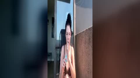 stage Kylie Sinner  brand CLITBAIT online show from July 3, 2026, 3:51 pm